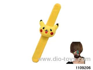 Children's cartoon snapping hand circle