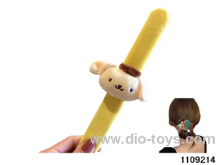 Children's cartoon snapping hand circle