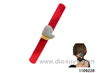 Children's cartoon snapping hand circle
