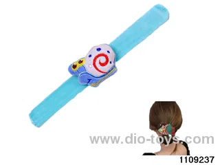 Children's cartoon snapping hand circle