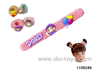 Children's cartoon snapping hand circle