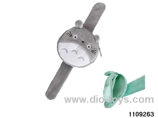 Children's cartoon snapping hand circle