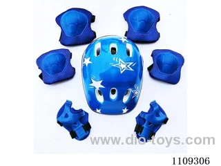 Helmet protector set