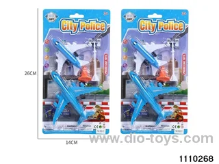 Taxiing airliners with street lights