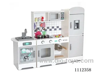 Deluxe four-compartment kitchen