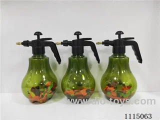 Big watering can for water balloons