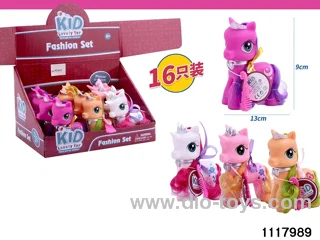 horses with combs