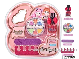 (GCC) makeup for children