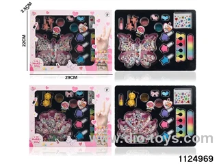 Colour Cosmetic Sets