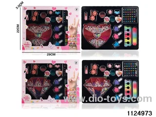 Colour Cosmetic Sets