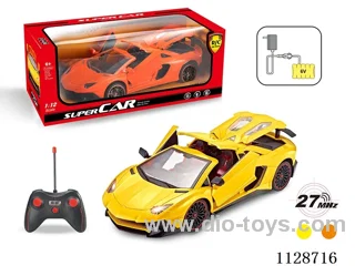 1:12 Lamborghini remote control car with roof to open four doors (with cow horn remote control with 2 AA not included, 6V700 mAh rechargeable battery pack, charger 2 feet round)