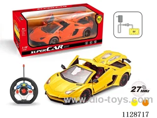 1:12 Lamborghini convertible with remote control to open four doors (with small steering wheel remote control with 2 AA not included, 6V700 mAh rechargeable battery pack, charger 2 feet round)