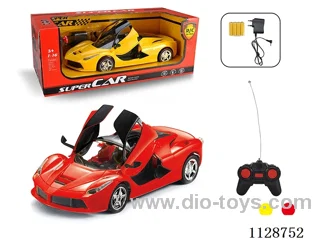1:16 Ferrari 5-way auto open door remote control car. with charging. Battery