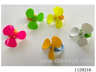 Wind spinning ring