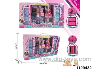 Dream Wardrobe with Fashion Barbie