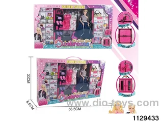 Dream Wardrobe with Fashion Barbie