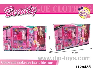 Dream Wardrobe with Fashion Barbie