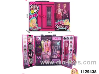 Fashion Barbie Fantasy Wardrobe