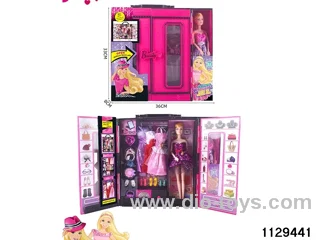 Fashion Barbie Fantasy Wardrobe