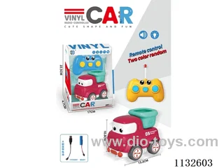 3ch Vinyl Car with lights/Music (Batteries Included)