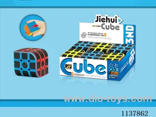 Three-sided black charcoal fibre cube/bearing