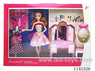 11.5’ 11 jointed solid Barbie dresser