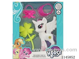 Large Pony Paulie + Bag + Flower + Hat