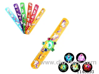 Lighting Gyro-Snap Hand Ring