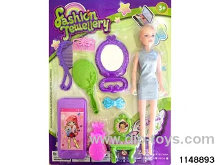 Barbie + Accessories