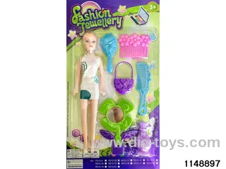 Barbie + Accessories