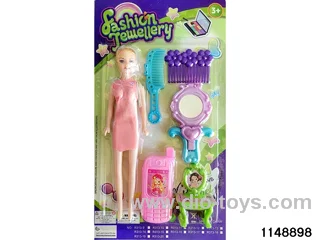 Barbie + Accessories