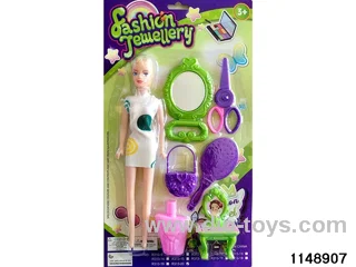 Barbie + Accessories