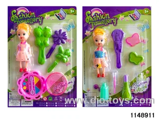 Barbie + Accessories