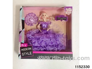 FASHION BARBIE DOLL