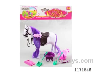 Horses + Accessories