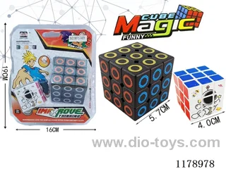 5.7 Perforated Six-Color UV Circle Rubik's Cube with Spring (Black Base) + 4.0 Six-Color Heat Transfer Rubik's Cube (White Base)