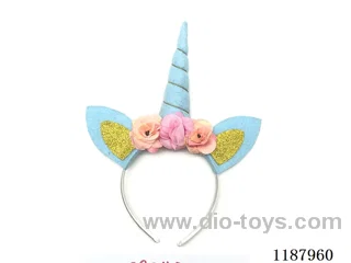 Unicorn headdress with three flowers