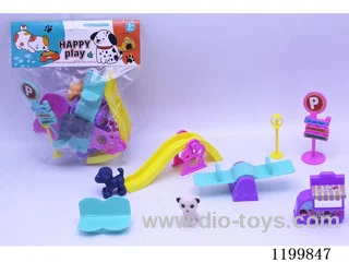 Pet Playground Scenario Set (2 Mixed Cats & Dogs)