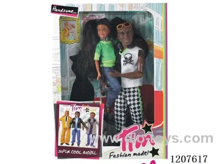 Father-daughter Barbie dolls