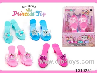 High Heeled Shoes Set