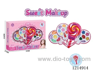 Three layers of makeup set