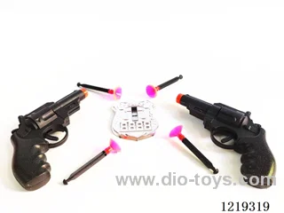 Double team, 2 revolvers with 4 bullets, police badge *1