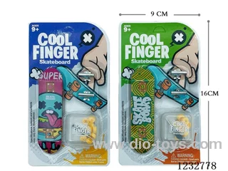 Doodle 12-style finger skateboards