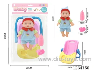 22cm doll + handbag/dining table