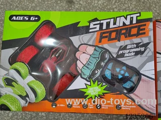 2.4G swing arm rotating stunt car included battery