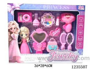 Accessory set with princess