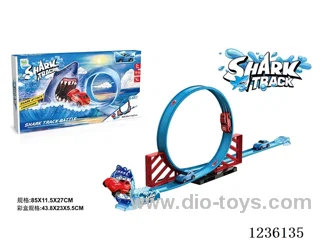 Extreme pull-back shark track -with 1 pull back car