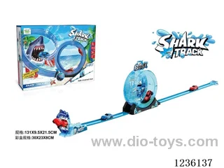 Round pull-back shark track