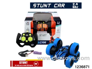 1:18 2.4G rc stunt car with light，include battery