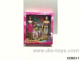 Family dolls Series in window box